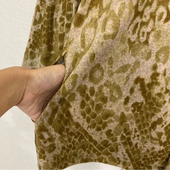LOGO by Lori Goldstein Brown Animal Print Open Front Lightweight Cardigan Large - Picture 8 of 10
